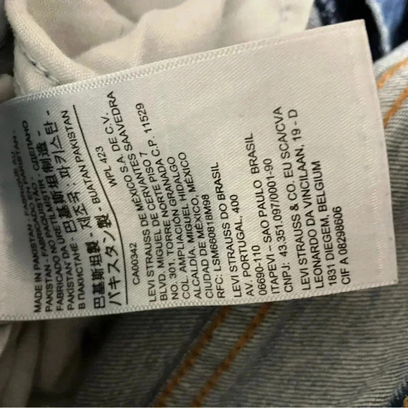 Levi’s  wedgie skinny distressed jeans 32 - Picture 4 of 8